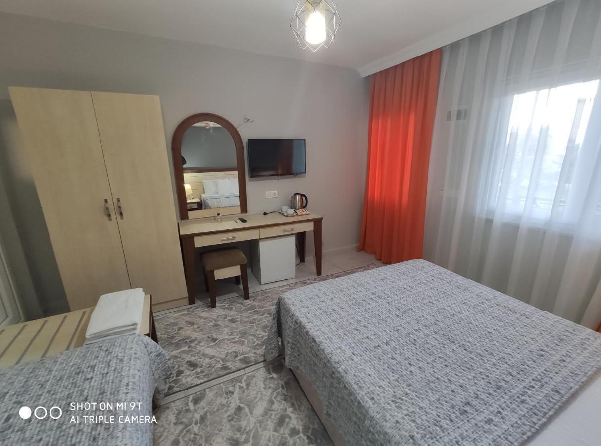 Nostalgia World Pension Hotel Kızılot Bagian luar foto