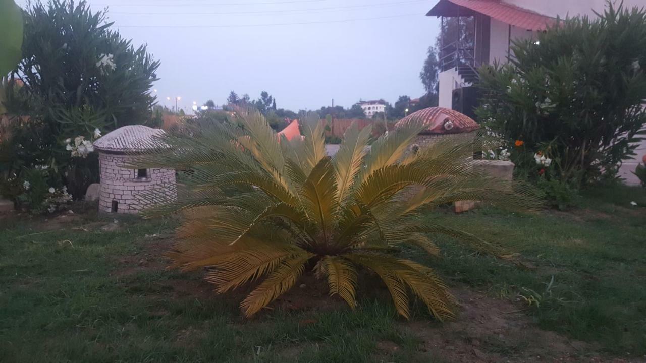 Nostalgia World Pension Hotel Kızılot Bagian luar foto